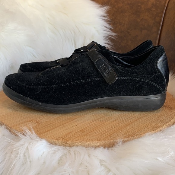 Stuart Weitzman || Black Suede Leather Slip On Sneakers 9.5 M - Picture 10 of 16